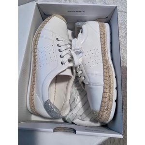 ALDO women’s casual sneakers SIZE 8.5